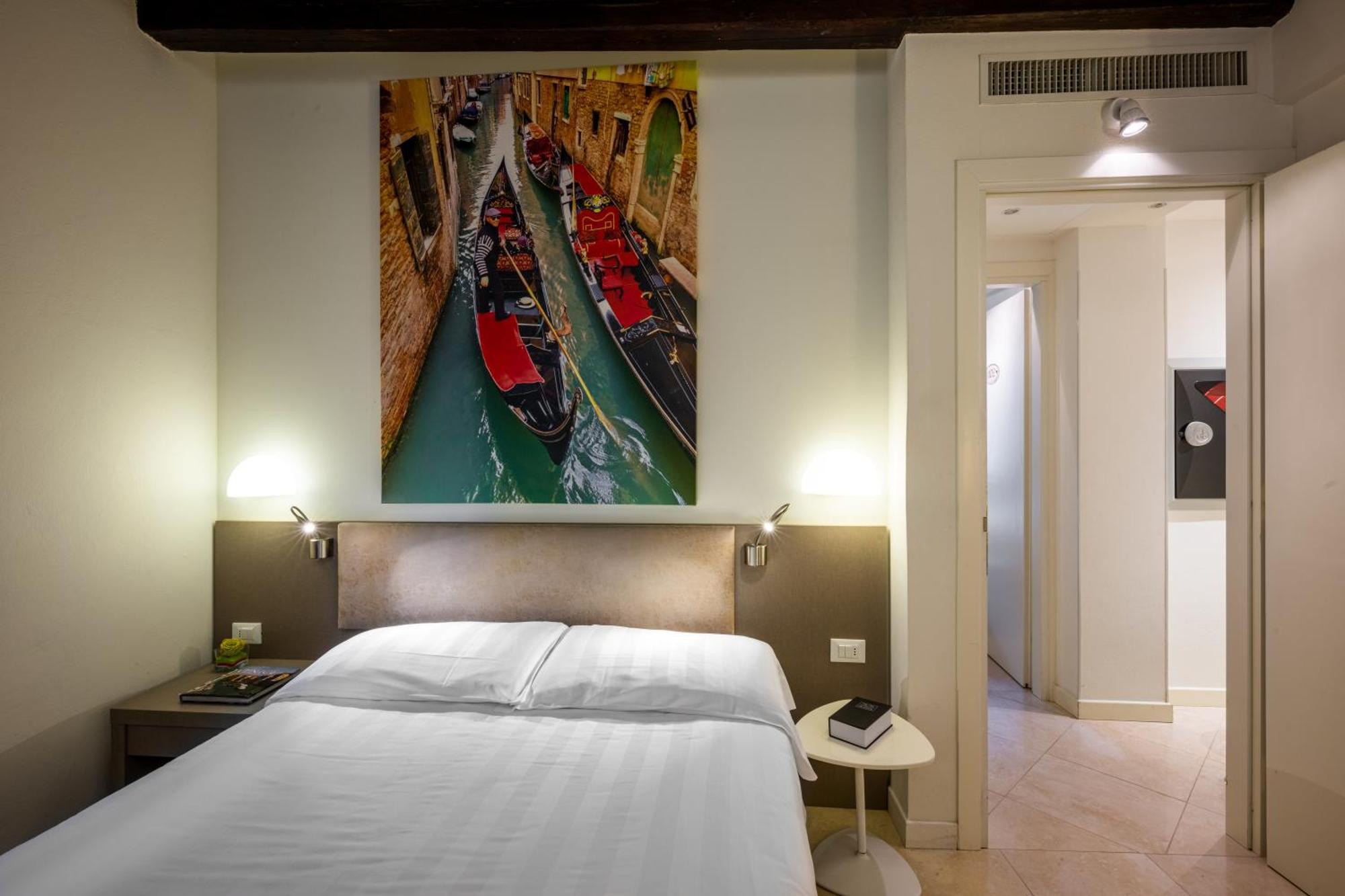 Leone Hotel Wenecja Zewnętrze zdjęcie